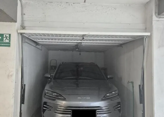 Liberamente - Gino -garage Incluso Πάρμα